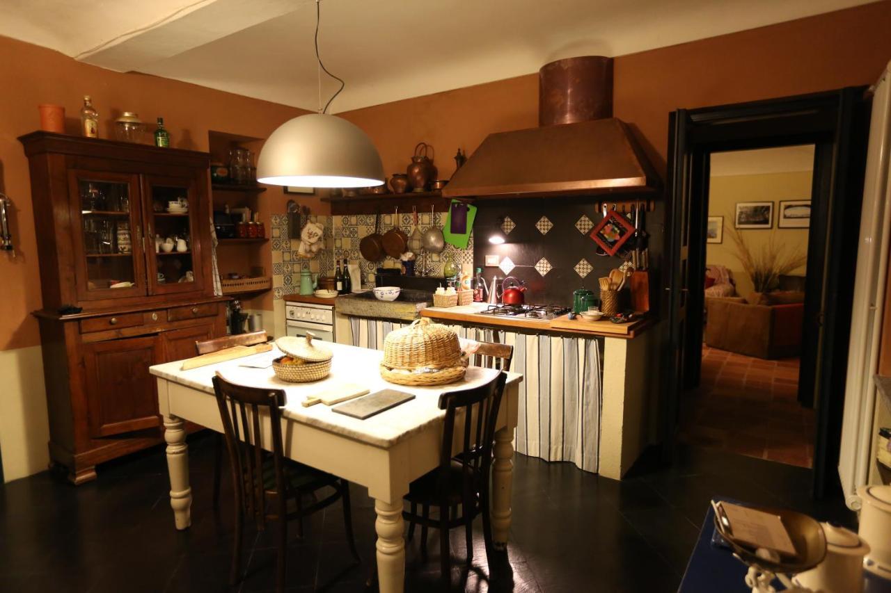 Sotto La Luna Bruna B&B Cocconato Eksteriør bilde