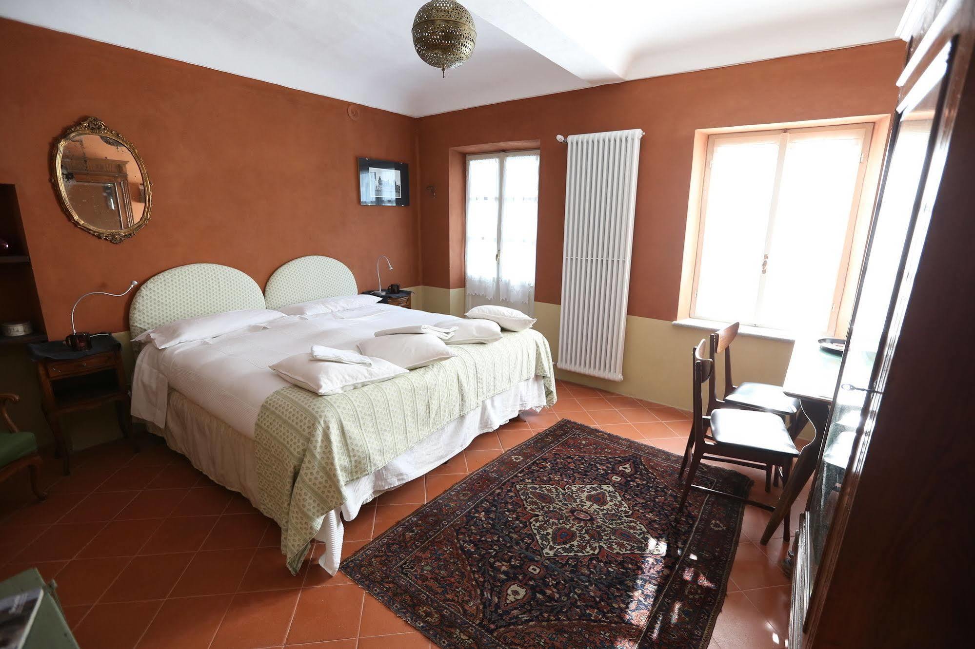 Sotto La Luna Bruna B&B Cocconato Eksteriør bilde